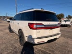2018 Navigator Thumbnail 3