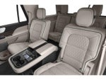 2019 Navigator Thumbnail 13
