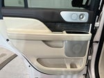 2019 Navigator Thumbnail 18