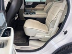 2019 Navigator Thumbnail 21