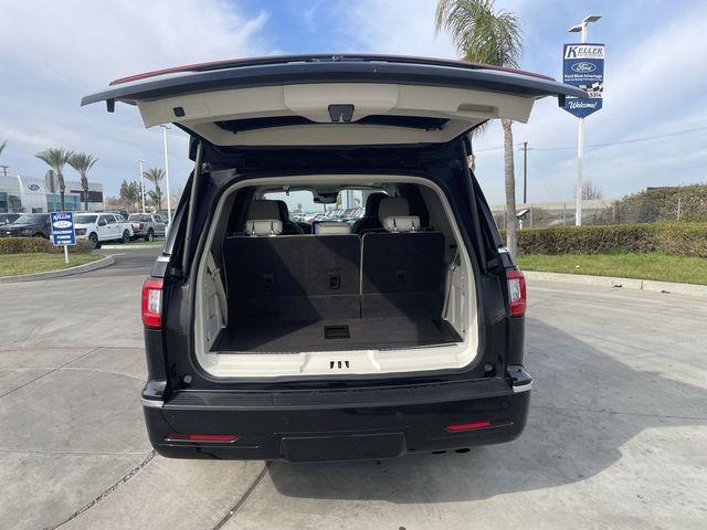 2021 Lincoln Navigator - $49,999