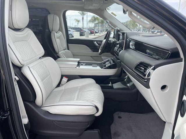 2021 Lincoln Navigator - $49,999