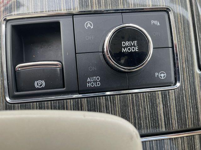 2021 Lincoln Navigator - $49,999