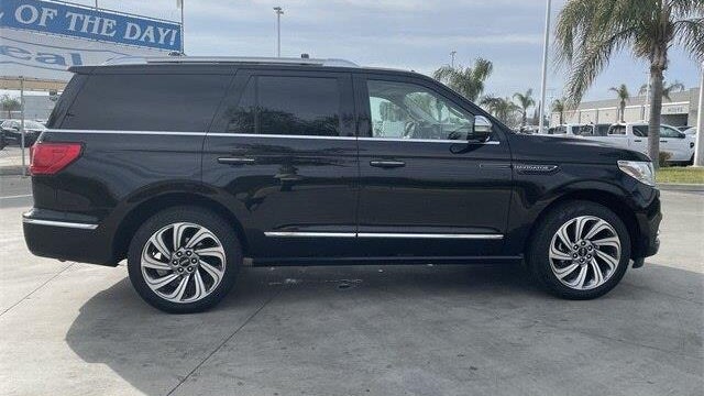 2021 Lincoln Navigator Black Label
