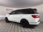 2021 Navigator Thumbnail 9