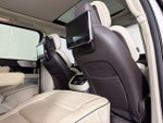 2021 Navigator Thumbnail 38