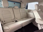 2021 Navigator Thumbnail 40