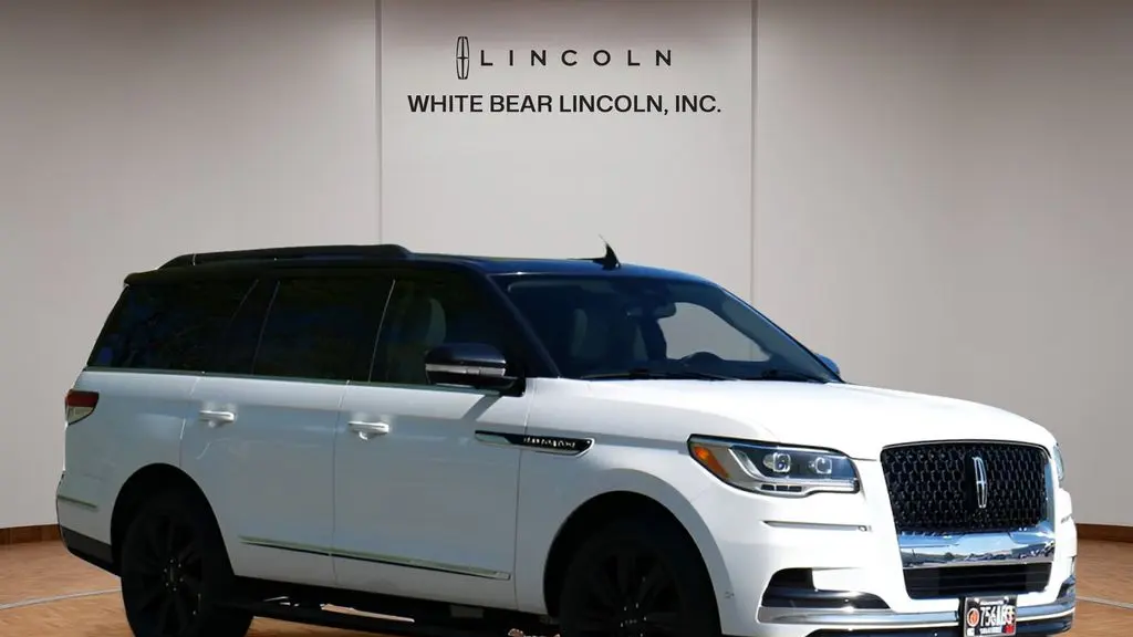 2022 Lincoln Navigator Black Label