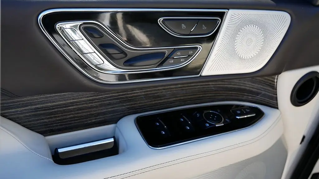 2022 Lincoln Navigator Black Label
