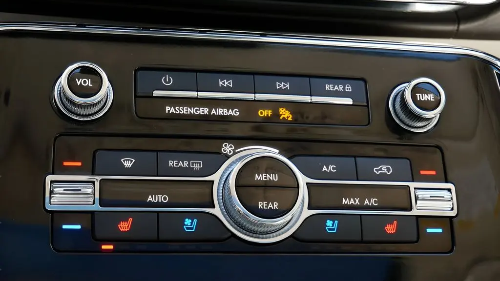2022 Lincoln Navigator Black Label