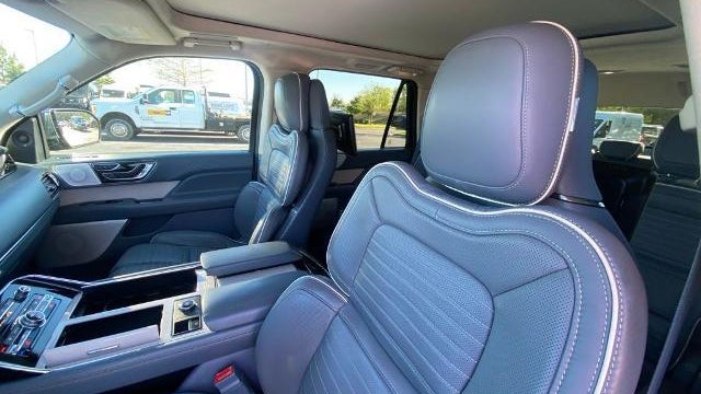 2022 Lincoln Navigator Black Label