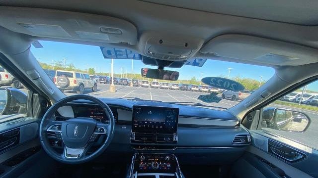 2022 Lincoln Navigator Black Label