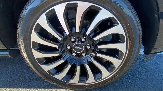 2022 Lincoln Navigator Black Label