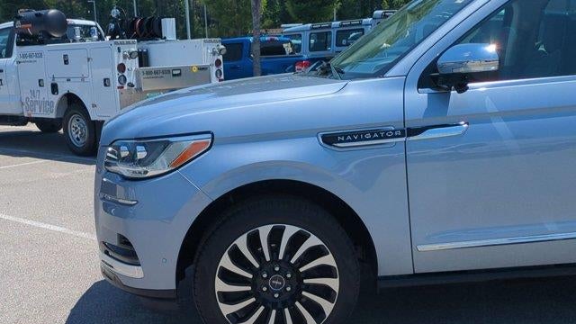 2022 Lincoln Navigator Black Label