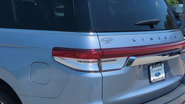 2022 Lincoln Navigator Black Label