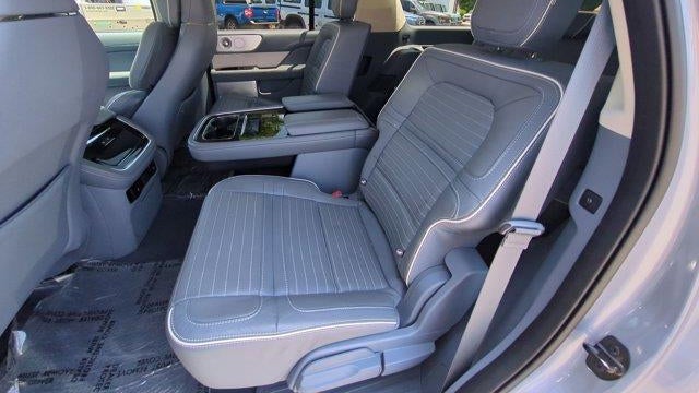 2022 Lincoln Navigator Black Label