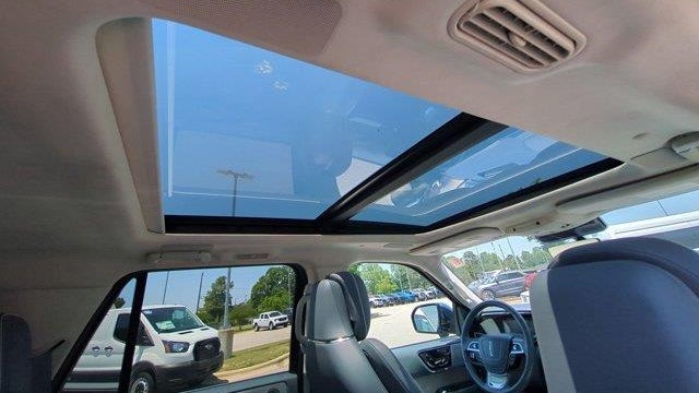 2022 Lincoln Navigator Black Label