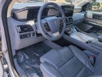 2022 Navigator Thumbnail 19