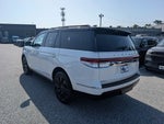 2022 Navigator Thumbnail 3