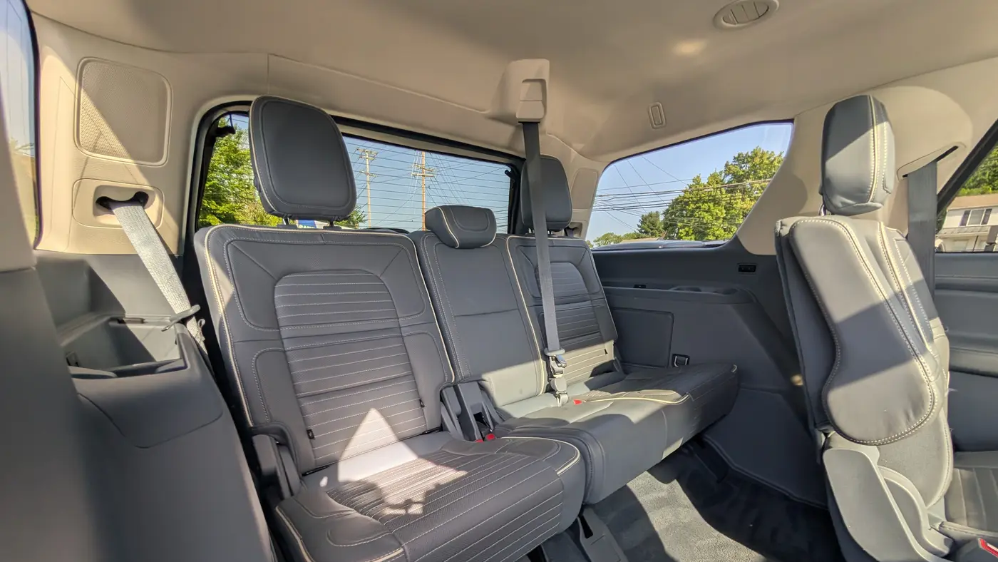 2022 Lincoln Navigator Black Label