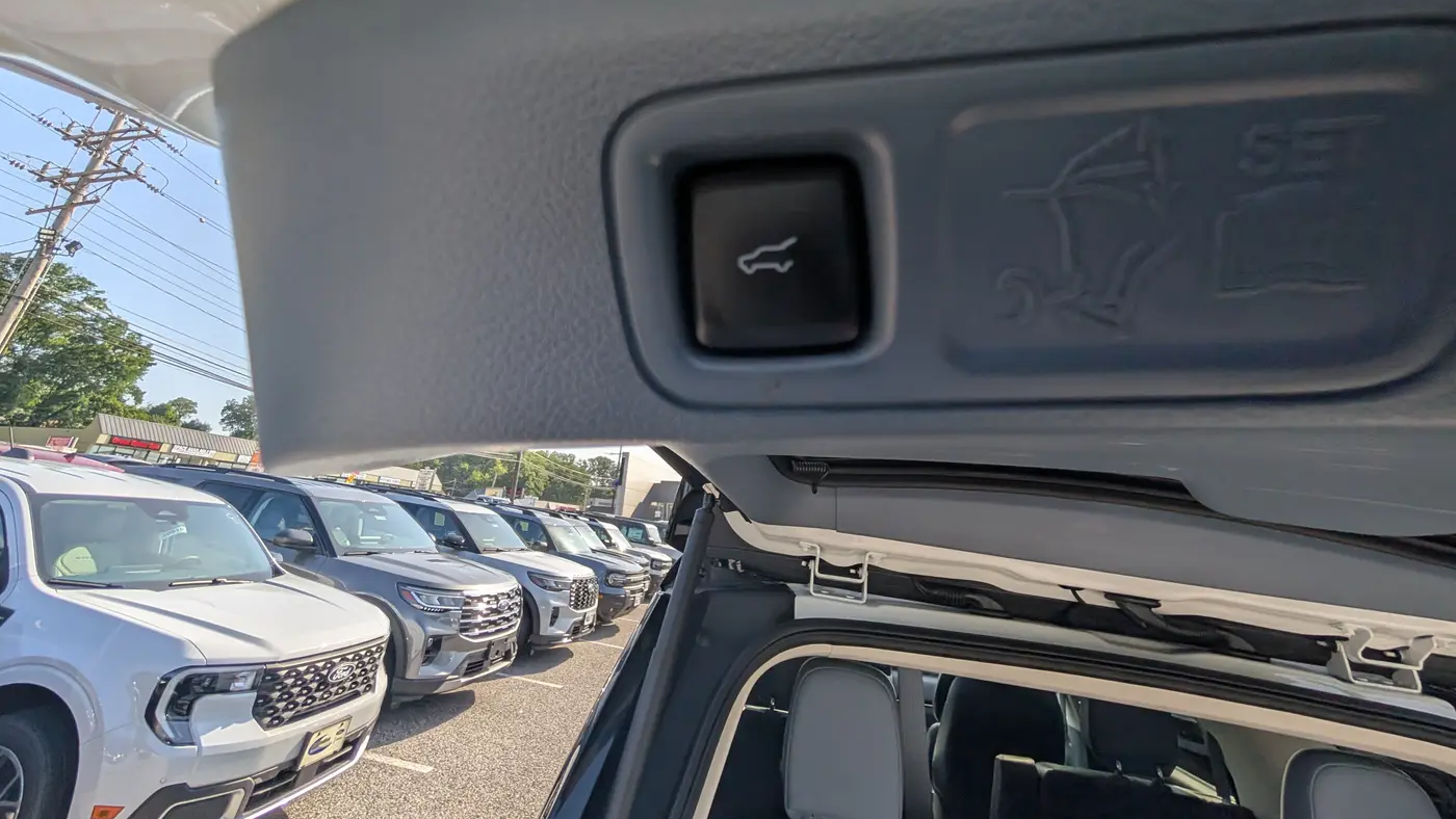 2022 Lincoln Navigator Black Label