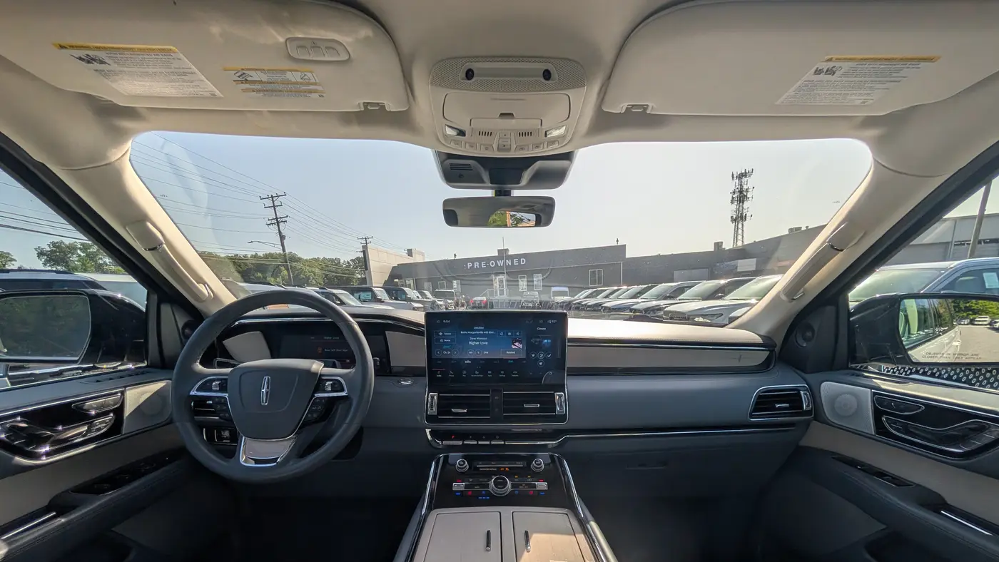 2022 Lincoln Navigator Black Label