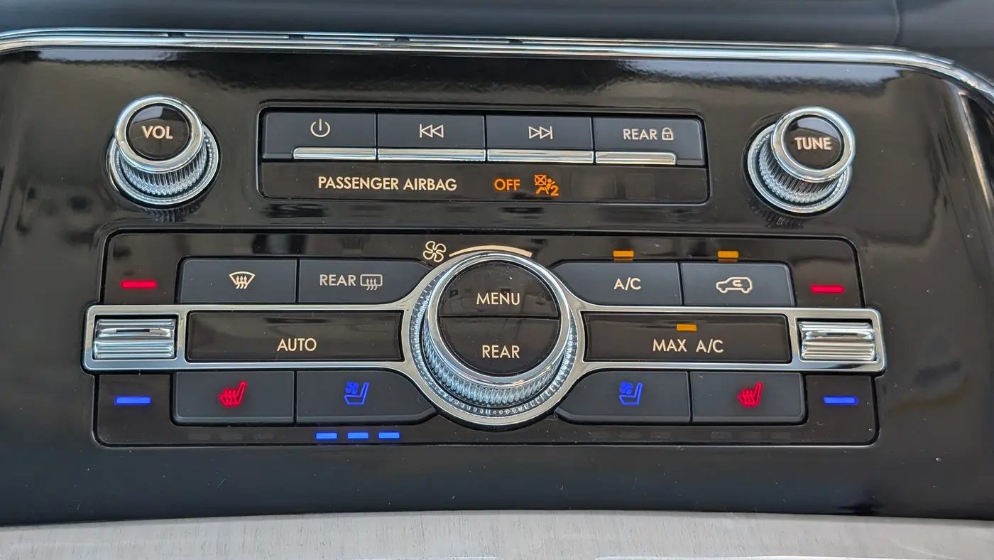 2022 Lincoln Navigator Black Label