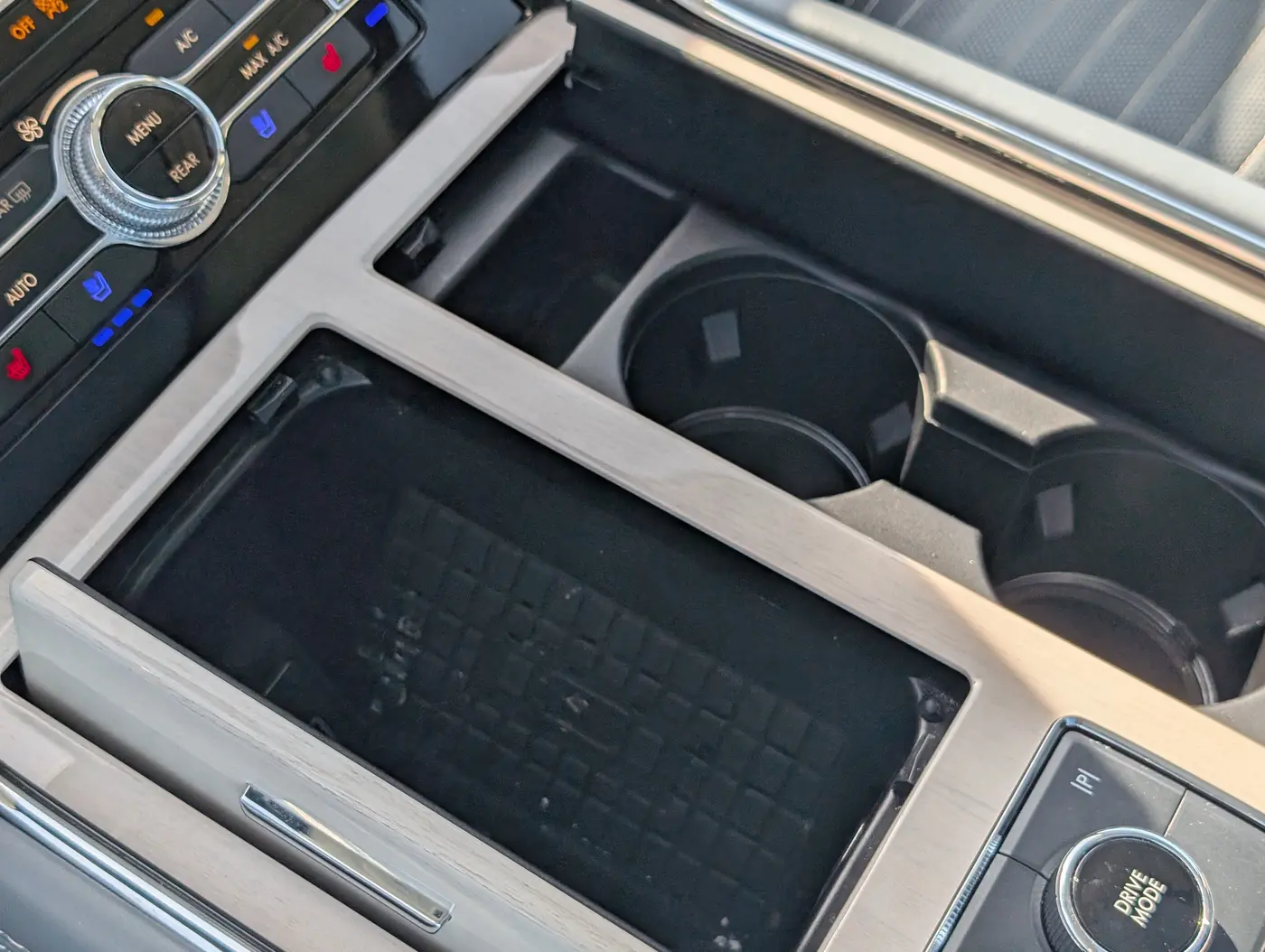2022 Lincoln Navigator - $57,500