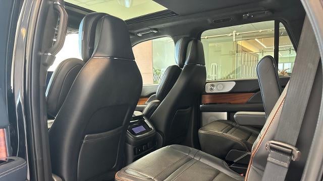 2022 Lincoln Navigator Black Label