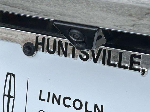 2022 Lincoln Navigator - $64,813
