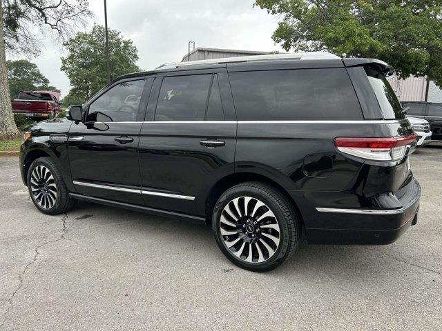 2022 Lincoln Navigator - $64,813
