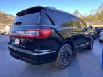 2018 Navigator Thumbnail 4