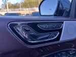 2018 Navigator Thumbnail 6