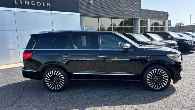 2018 Lincoln Navigator Black Label
