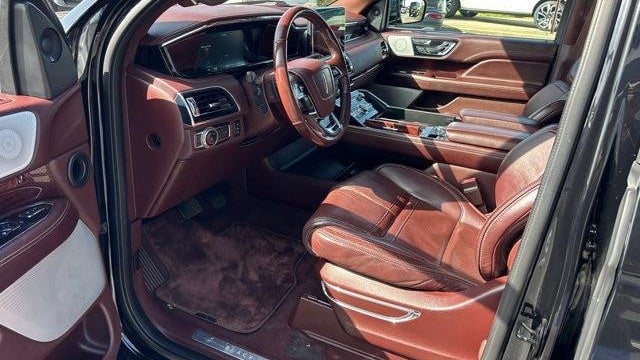 2018 Lincoln Navigator Black Label
