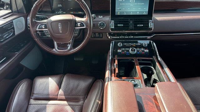 2018 Lincoln Navigator Black Label