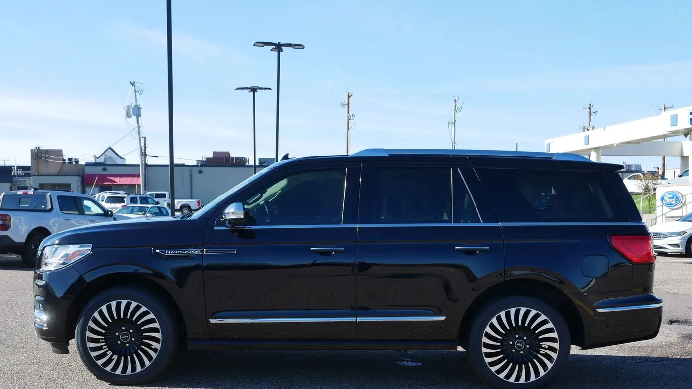 2020 Lincoln Navigator Black Label