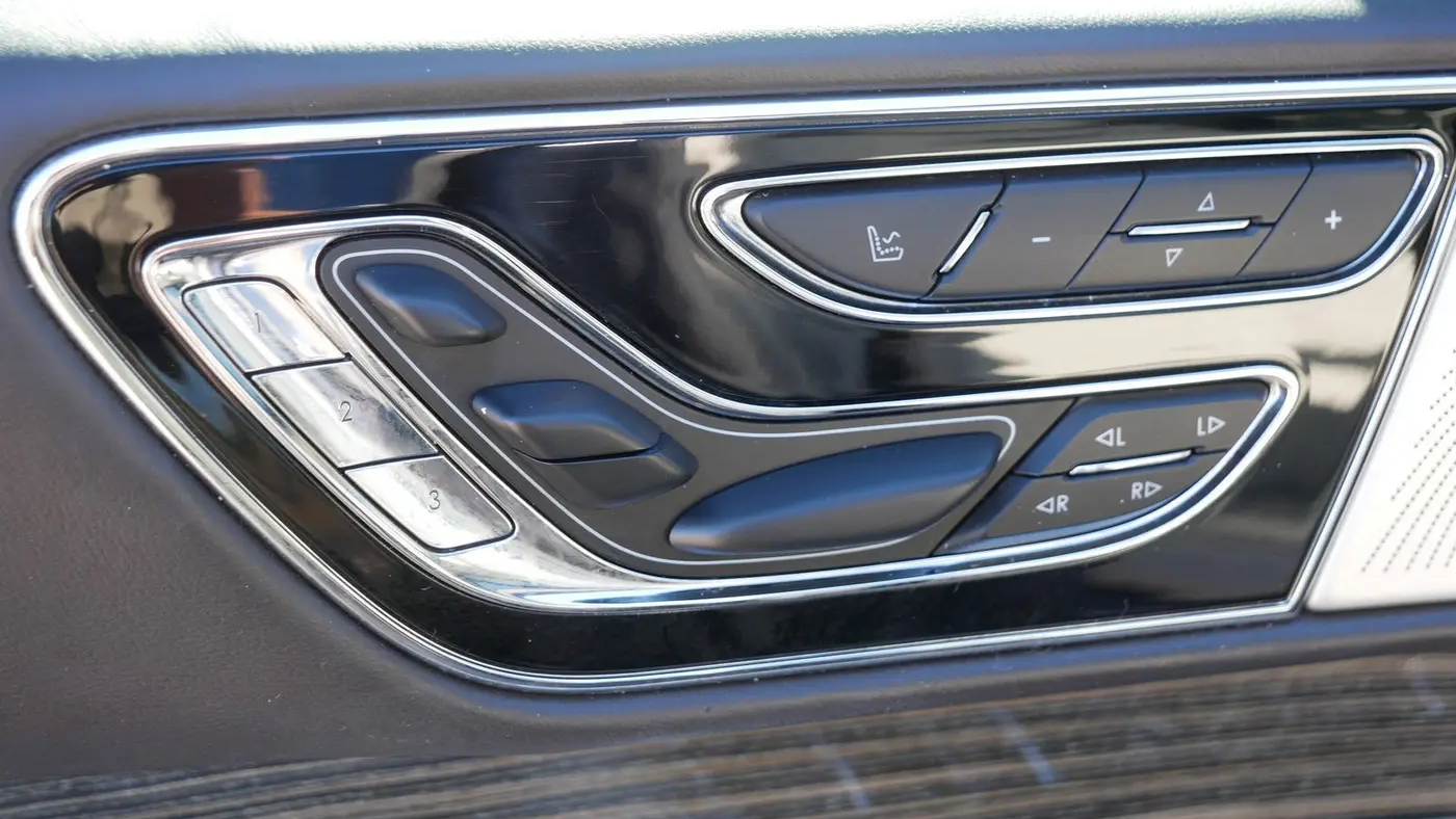 2020 Lincoln Navigator Black Label