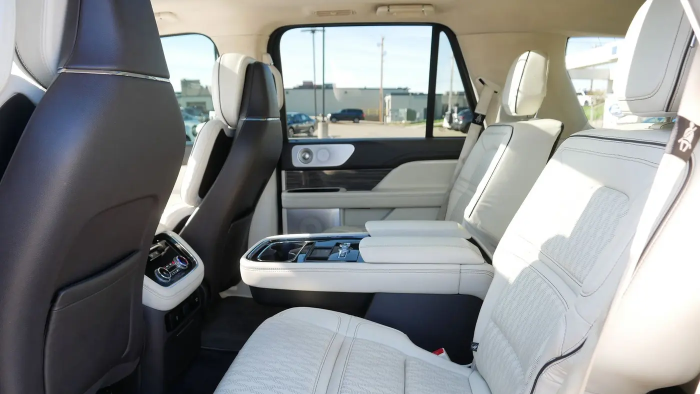2020 Lincoln Navigator Black Label