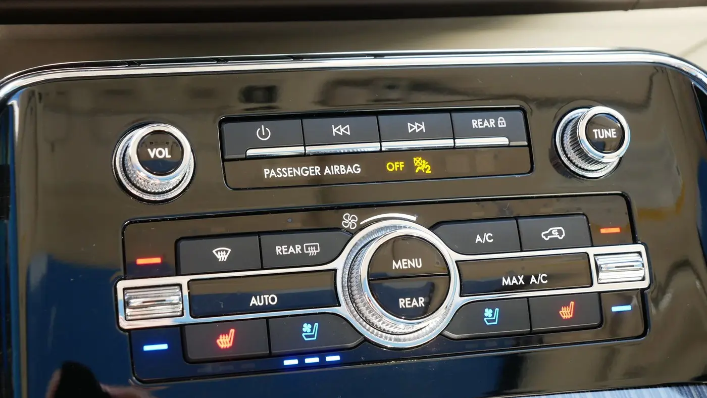 2020 Lincoln Navigator Black Label