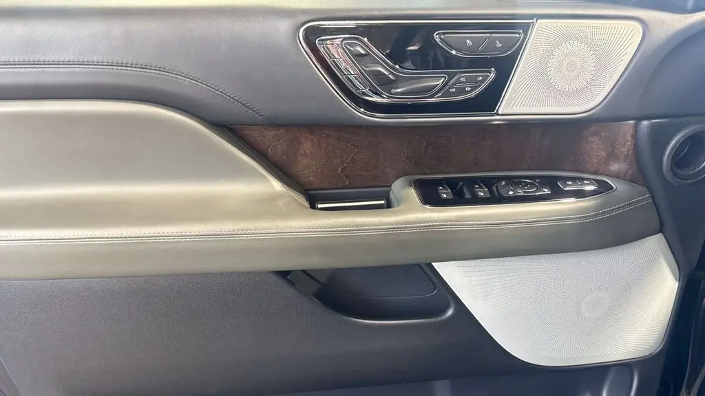 2022 Lincoln Navigator Black Label