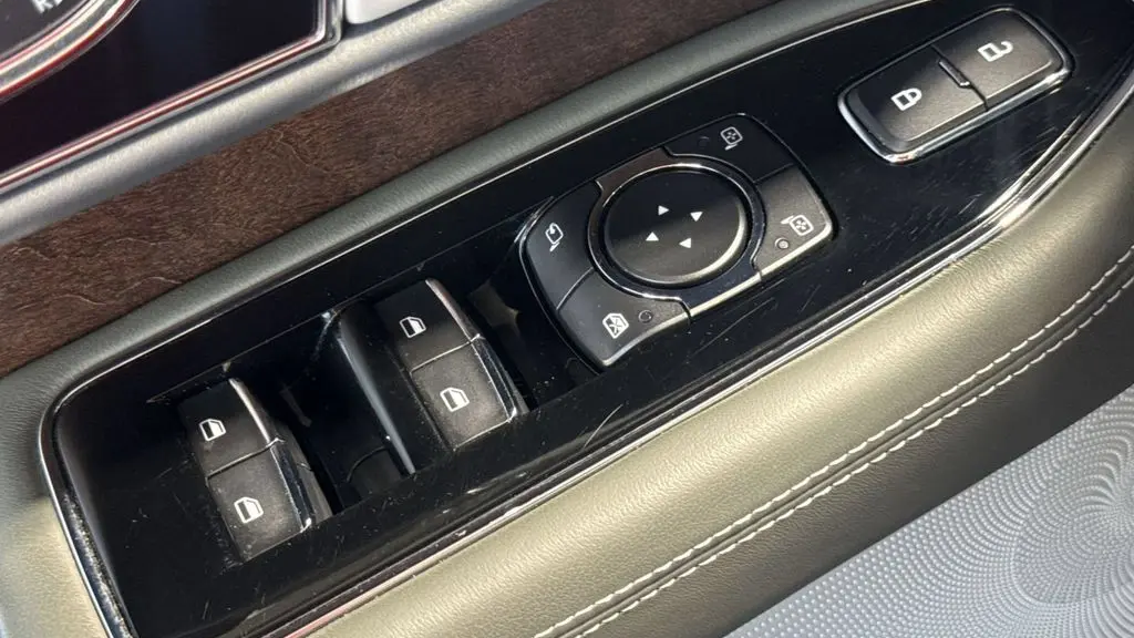 2022 Lincoln Navigator Black Label