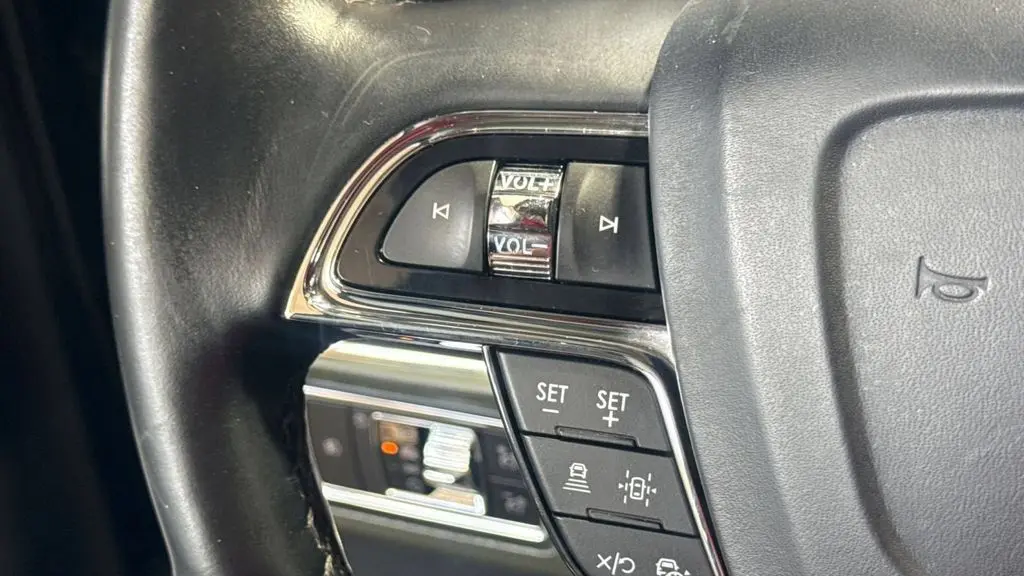 2022 Lincoln Navigator Black Label