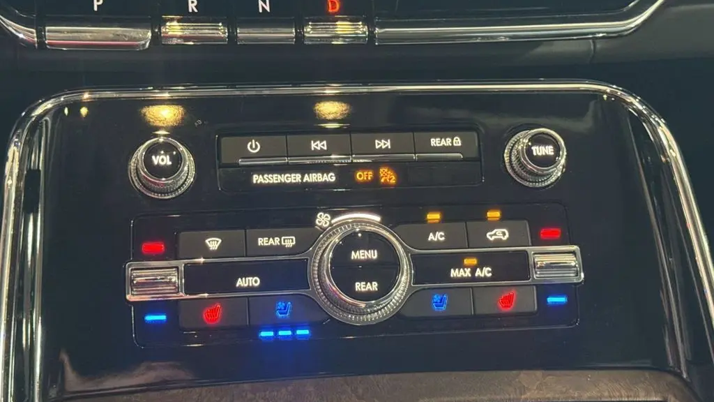 2022 Lincoln Navigator Black Label