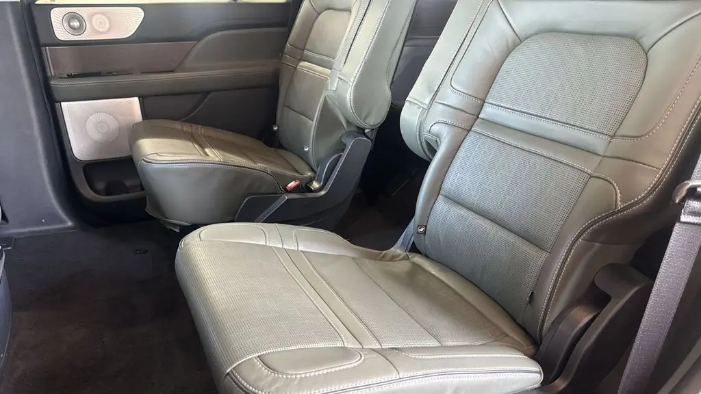 2022 Lincoln Navigator Black Label