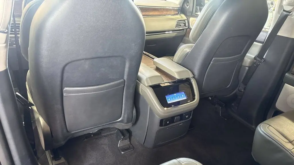 2022 Lincoln Navigator Black Label