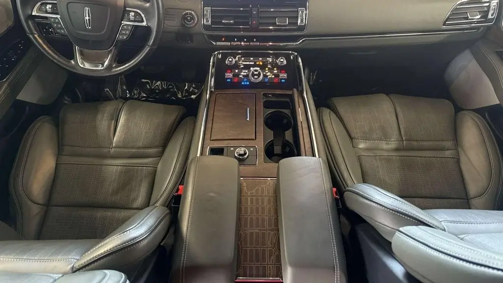 2022 Lincoln Navigator Black Label