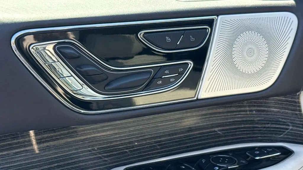 2022 Lincoln Navigator Black Label