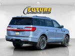 2020 Navigator Thumbnail 3