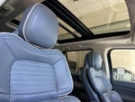 2020 Navigator Thumbnail 17